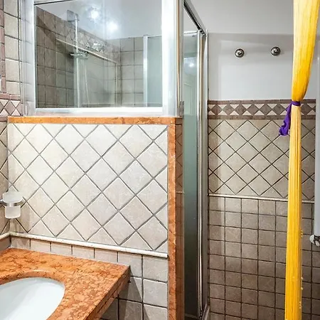 S322 - Sirolo, Delizioso Monolocale In Centro Апартаменты Сироло